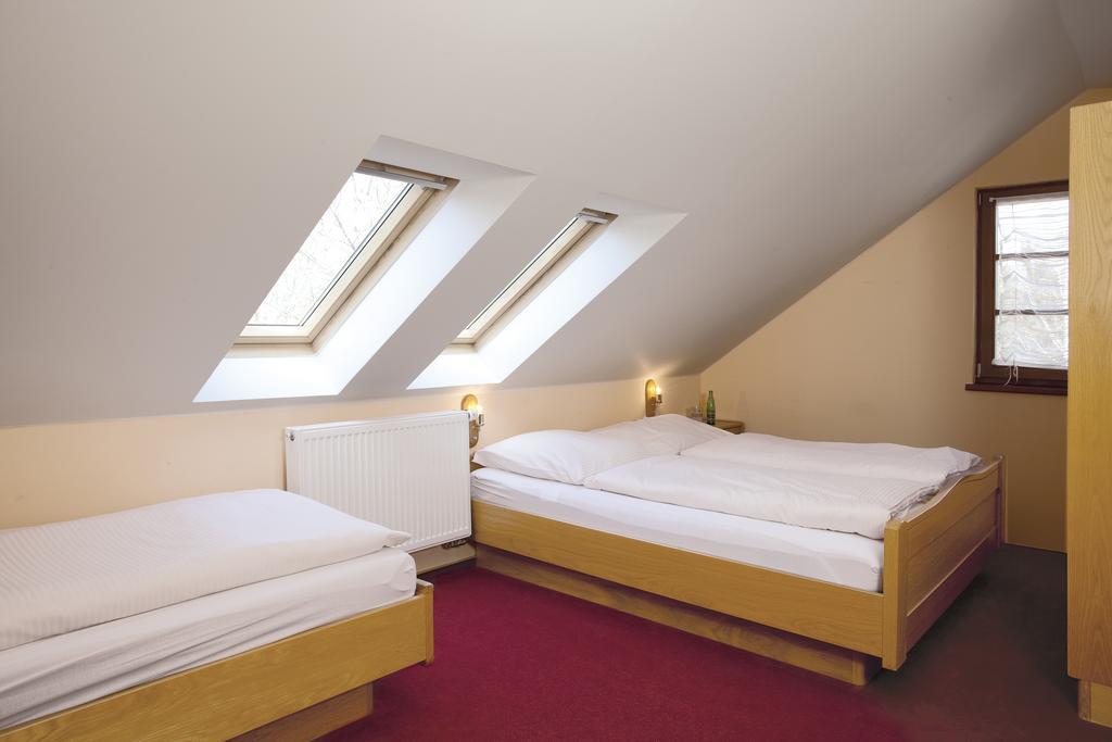 Wellness Hotel Marlin Nová Pec Стая снимка