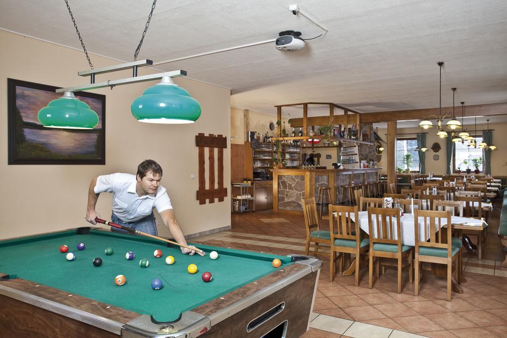 Wellness Hotel Marlin Nová Pec Екстериор снимка